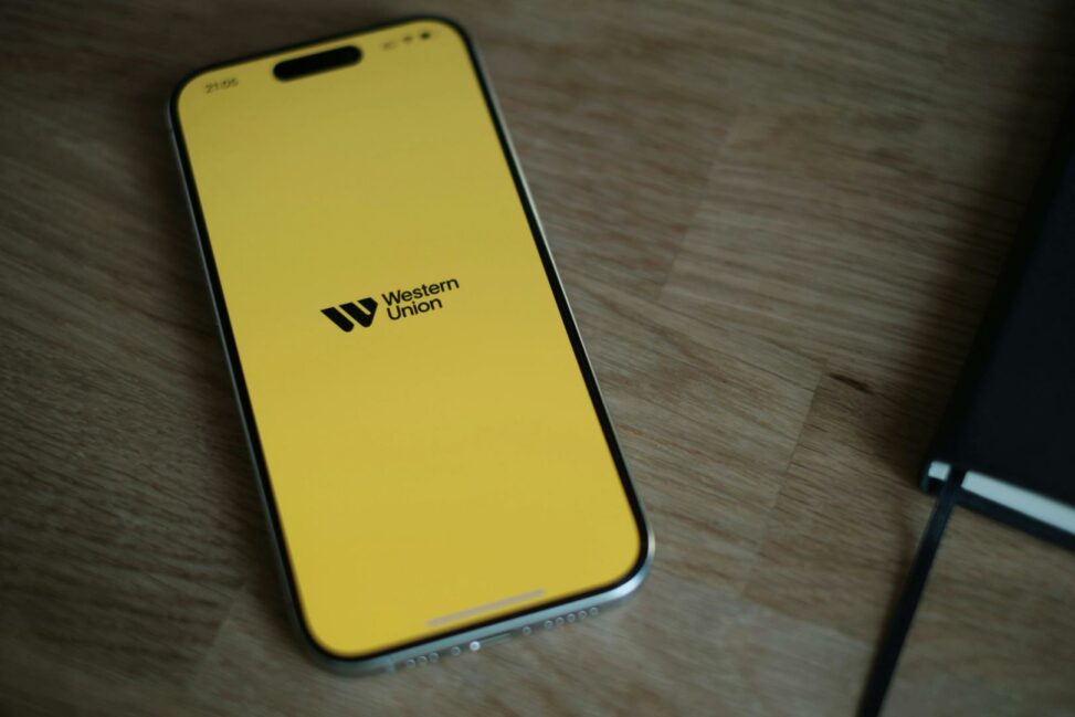 Western union’s solana based stablecoin could reshape its payment model, analyst says