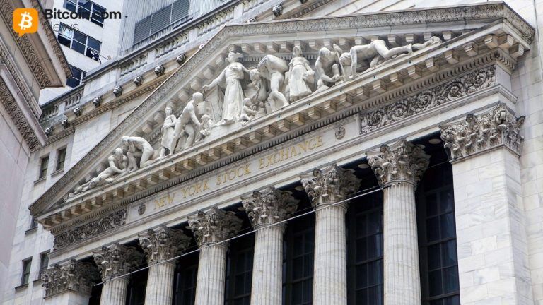 Nyse parent ice explores potential collaboration with decentralized exchange hyperliquid