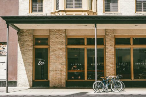 Crypto long & short: what about the american consumer?