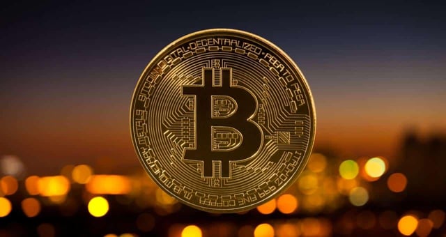 Franklin templeton files bitcoin drip etfs as more than half of btc supply sits at a loss