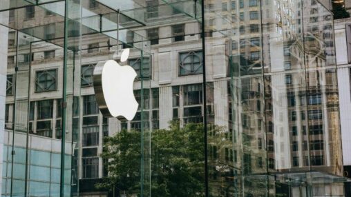 Apple sheds $230 billion from intraday peak after long awaited siri ai reveal disappoints