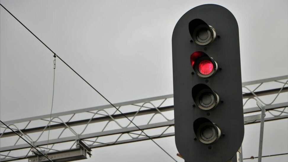 The bond market is flashing a clear signal on interest rates. bitcoin bulls should take note