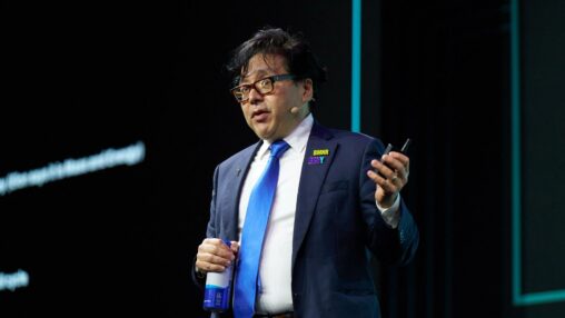 Tom lee's bitmine to offer preferred stock with 9.5% dividend, seeking to raise $300 million