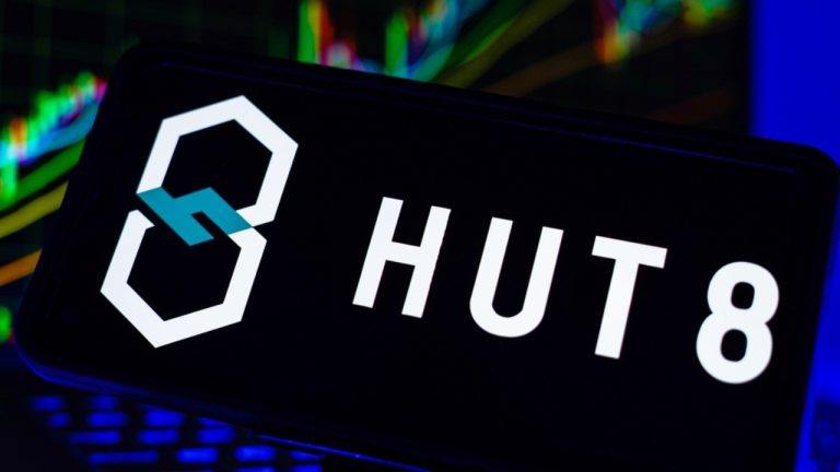 Hut 8 prices $4.25b notes to build 352mw texas ai data center