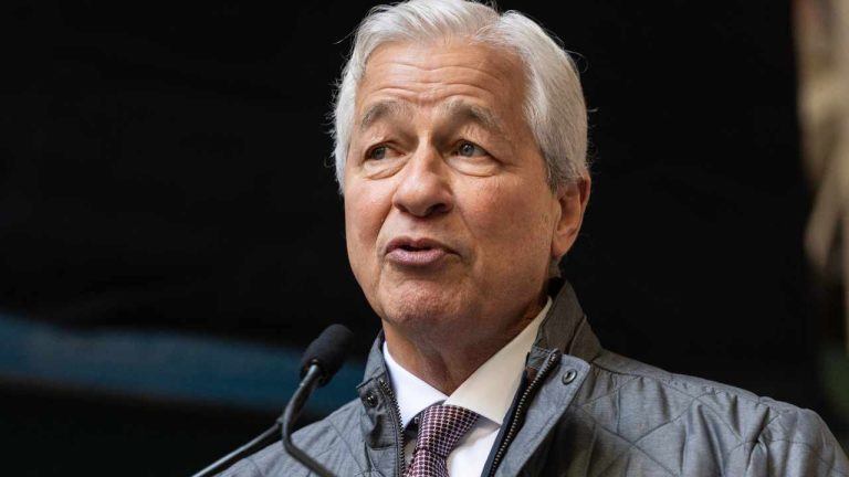 ‘it’s like a little tsunami’: jpmorgan’s dimon warns on stock bull market while bitcoin lags