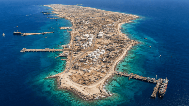 ‘we will be taking kharg island’ trump warning puts oil, stocks and bitcoin on alert