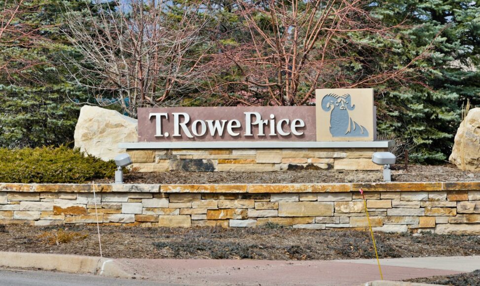 $1.9 trillion asset manager t. rowe price bets on active management with first multi token crypto etf