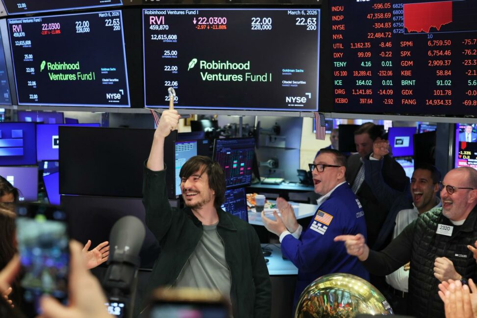 Inside robinhood’s high stakes bet to onboard 10 million casual users onto decentralized finance
