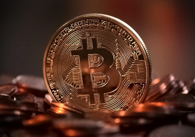 Strategy skips a fifth straight week of bitcoin buying as btc holds near $65,000