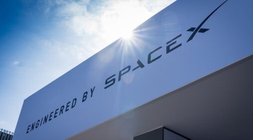 Australian retail keeps buying spacex at 88% of orders as stock sinks below ipo price
