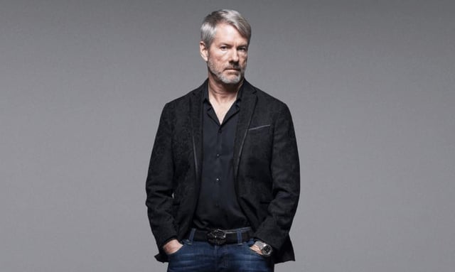 Michael saylor hints at another bitcoin move for strategy: buy or sell?