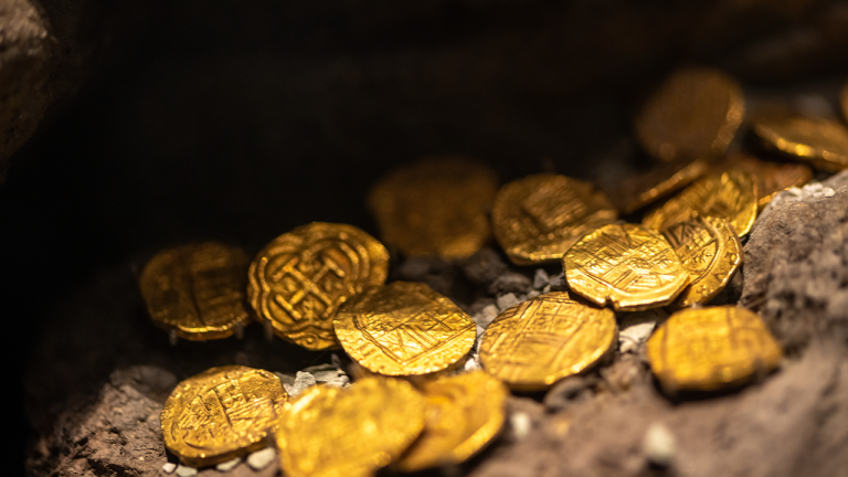 A 17th century shipwreck full of moroccan gold baffled divers for 30 years. they finally cracked it