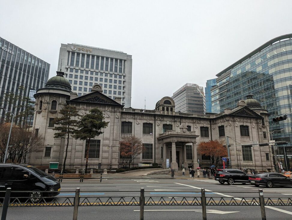 Bank of korea prepares for live cbdc transactions with 9 banks in september