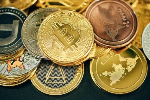 Crypto etf inflows rebound as the fed quietly expands liquidity