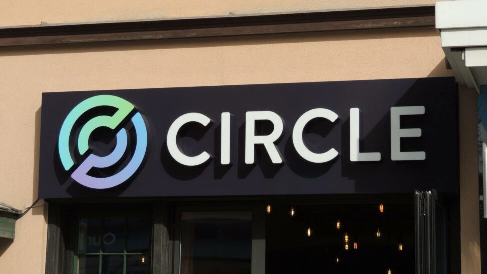Coinbase circle usdc collaboration, fomc minutes, oil price: crypto week ahead