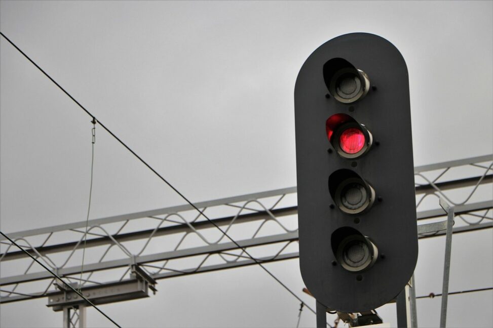 Mantra token plunges 18% to record low as blockchain halts after exploit