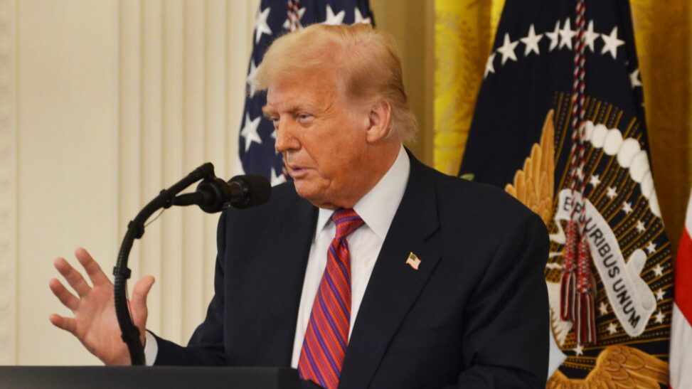 Trump backed world liberty wins conditional bank charter from federal regulator