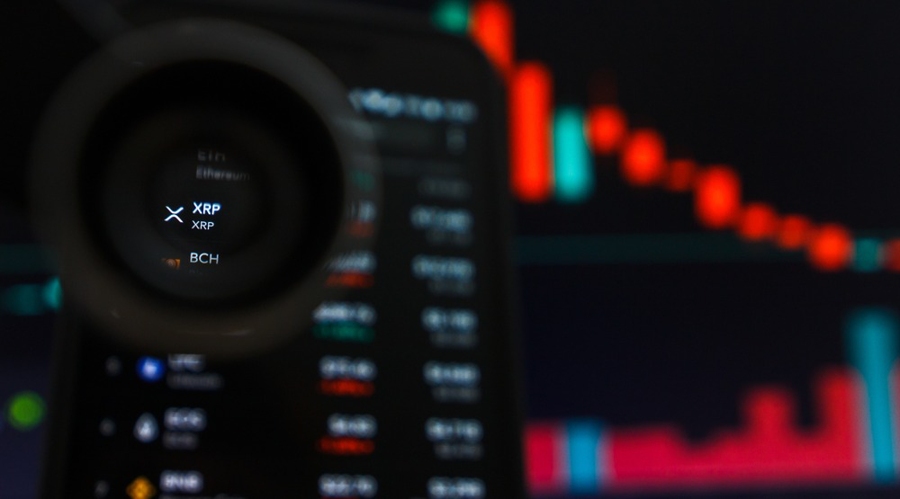 Xrp breaks 2026 low as $1 test opens 57% risk to $0.43