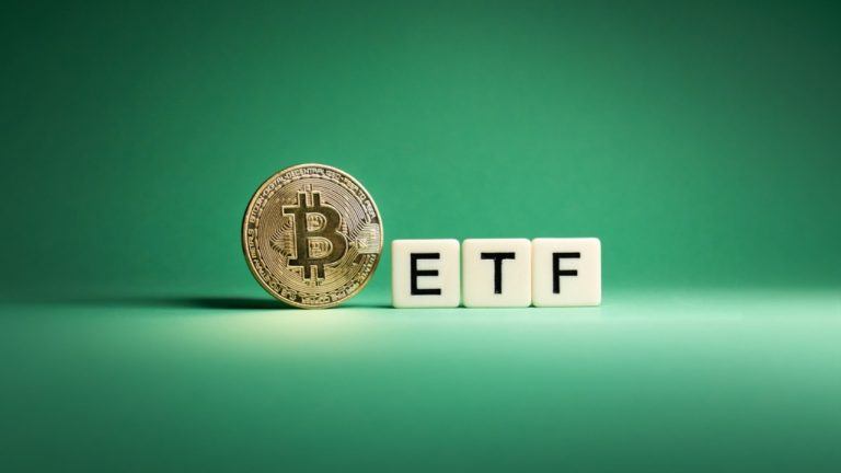 Bitcoin etfs post best week since april with $854 million inflow