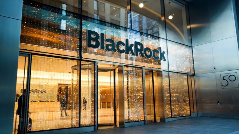 Blackrock drives $260m bitcoin and ether etf inflow