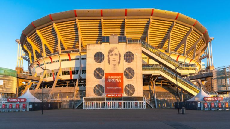 Dutch gambling operators race for licenses as deadline nears