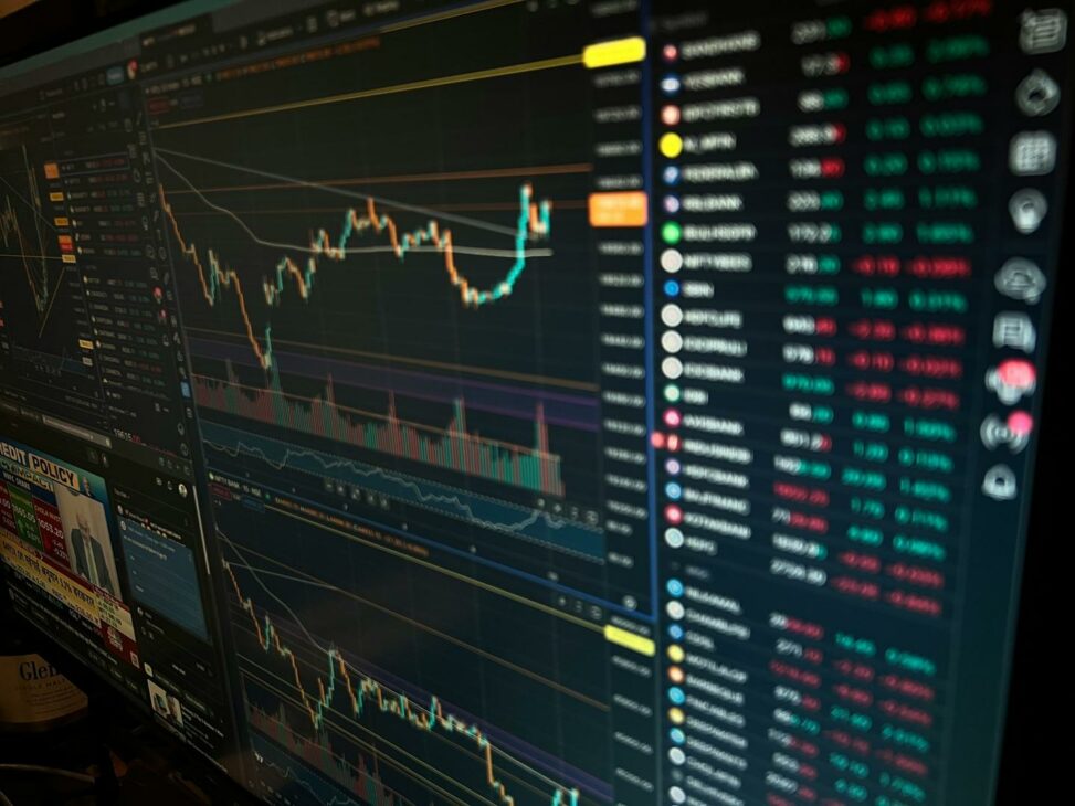 Bitcoin investors pour $853 million into spot etfs. blackrock’s ibit claims the bulk