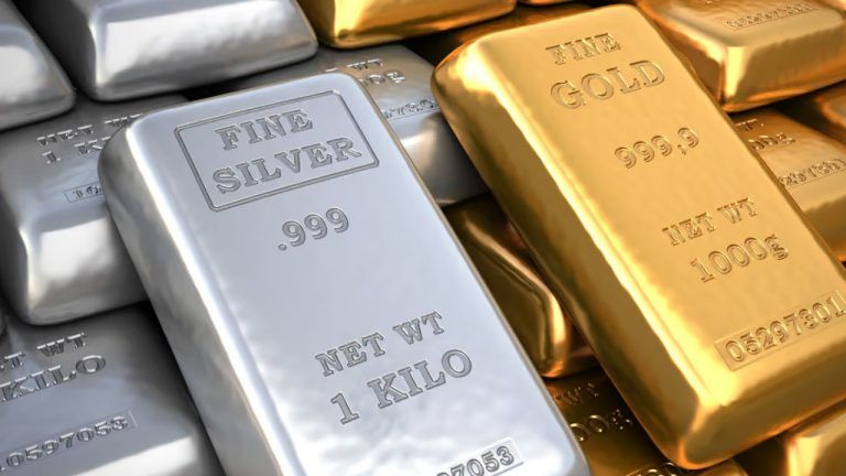 Robert kiyosaki eyes $10k gold, $200 silver as us debt nears $40t