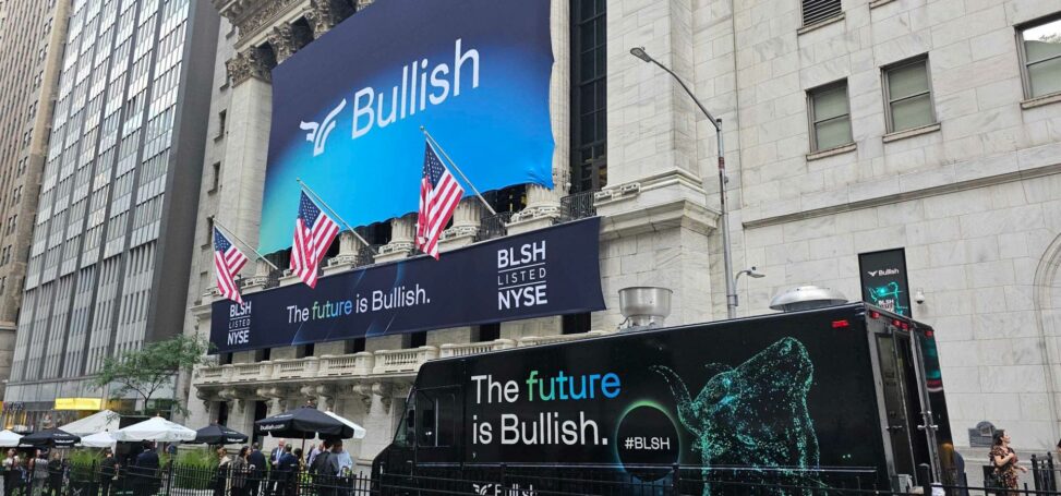 Bullish, alpaca and apex fintech form coalition to push issuer backed tokenized stocks