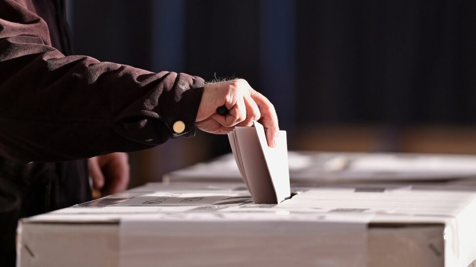 Kalshi election data goes live on doublezero ahead of u.s. midterms