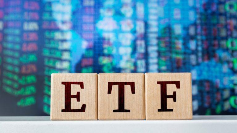 Bitcoin takes 79% of crypto etf weekly inflows as funds add $1.24b