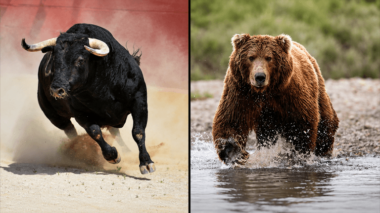 Bitcoin price predictions pit $400k bulls against $10k bears