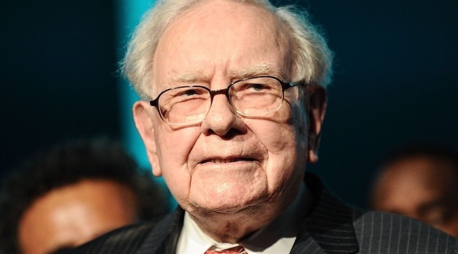 Warren buffett steps down as berkshire chairman after six decades