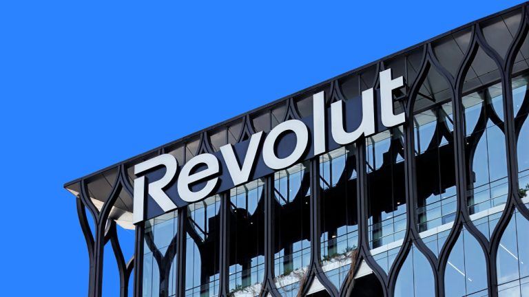 Revolut leaks customer data to hackers posing as state agency
