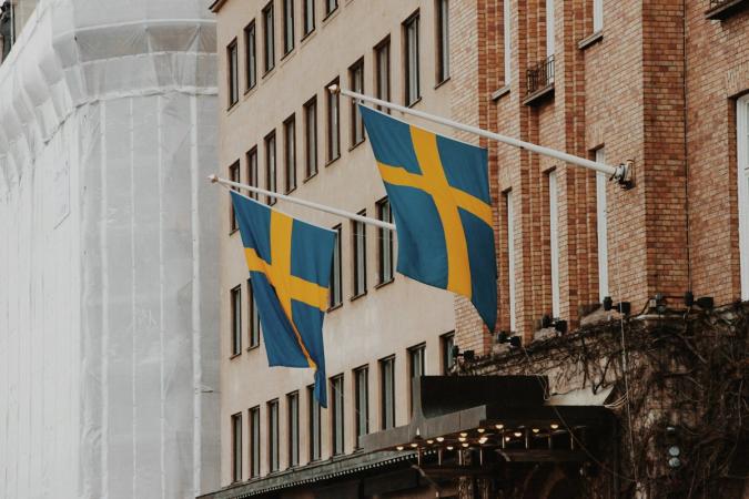 Sweden’s central bank revives e krona debate as stablecoins and digital euro loom