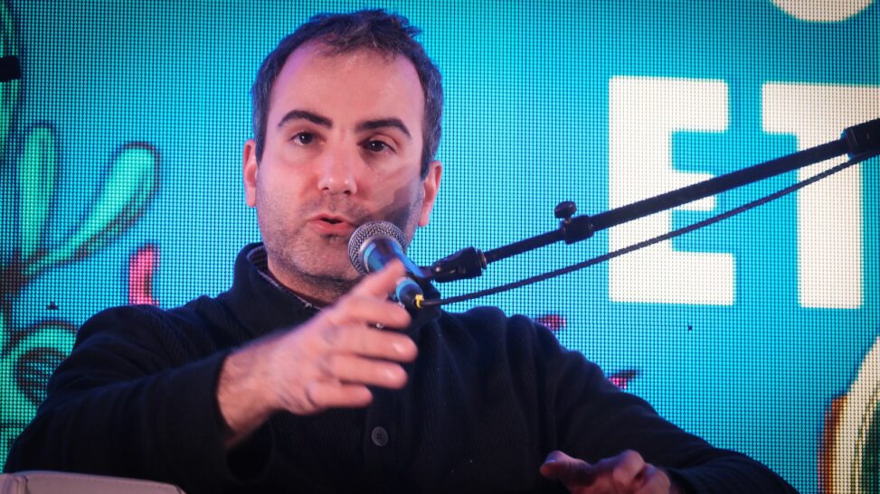 Arbitrum joins paxos led stablecoin group global dollar to capture digital dollar growth