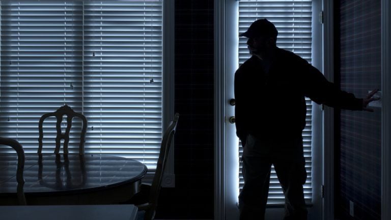 Thieves hold pattaya expat at gunpoint to drain $820k in crypto