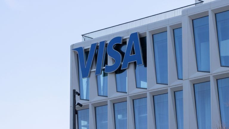 Visa moves massive stablecoin payments pilot into production phase